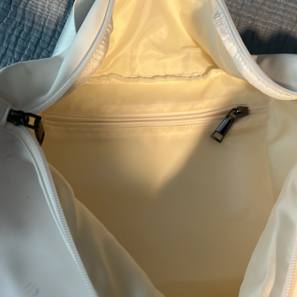 Calia sling bag - Picture 2 of 3